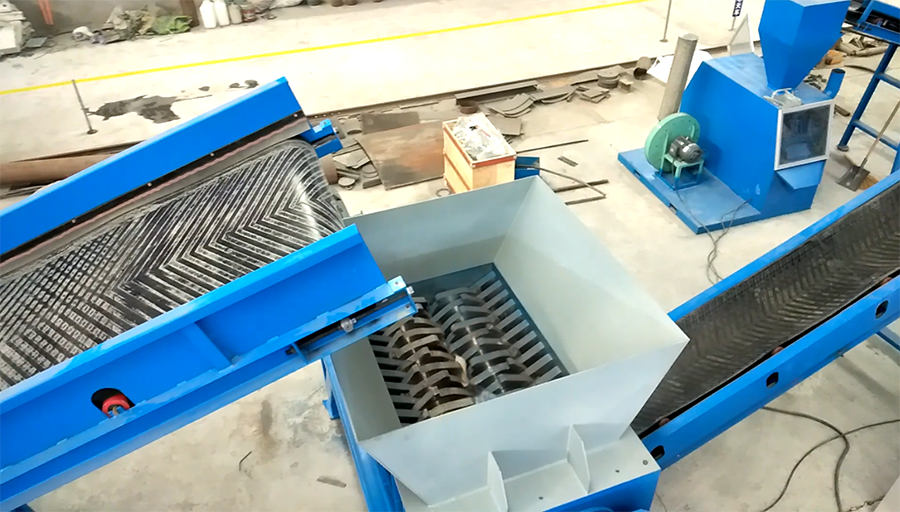 Manufactur standard Scrap Aluminium Shredder - Double shaft shredder – Baonan detail pictures